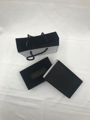 Exquisite Color Paperboard Cosmetic Box Packaging Print Logo Pattern Custom Size